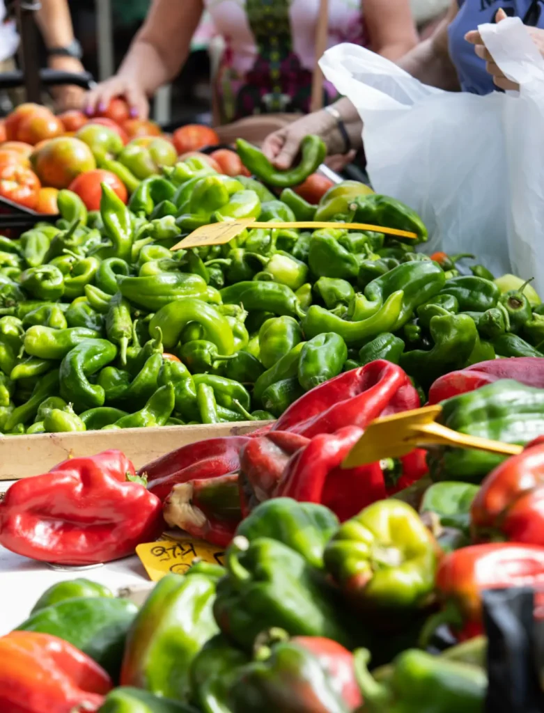 Primo piano su verdure mature e deliziose
